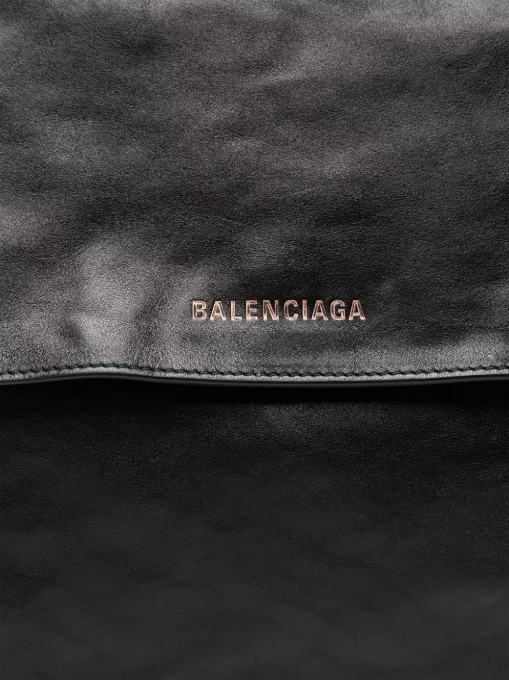 Affordable Balenciaga medium Grungy messenger bag Men 0126